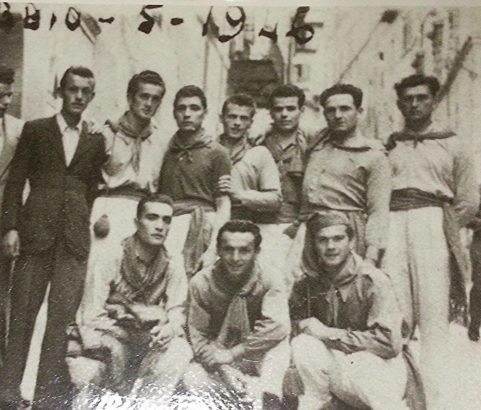 1946