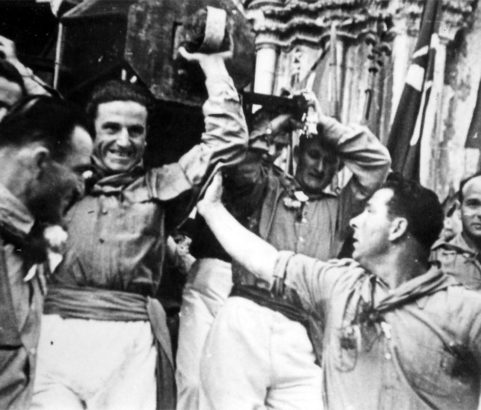 1952